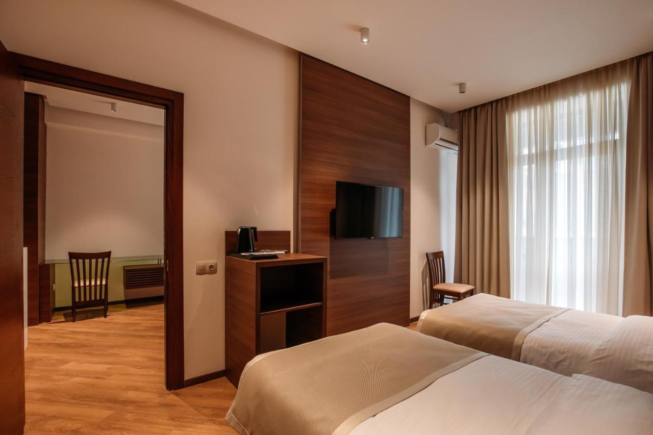Hotel Parma Tbilisi Exterior photo